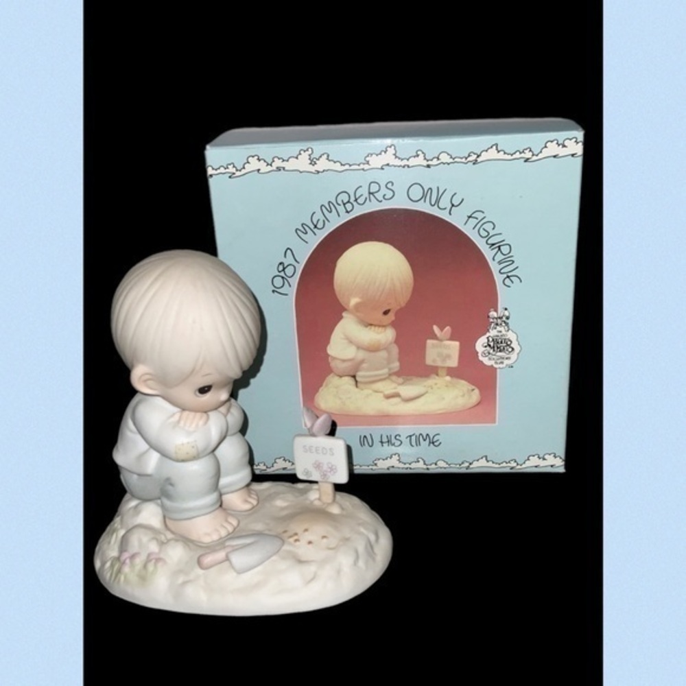 Precious Moments 1987 “In His Time” Porcelain Figurine 4” In Original Box